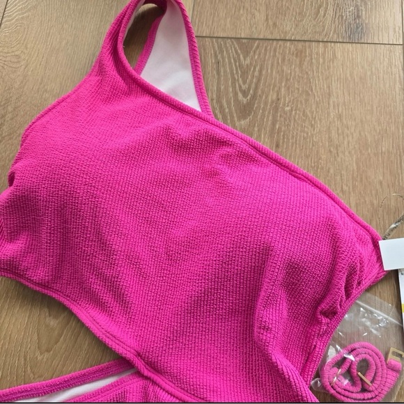 - NWT Michael Kors Women's One-Shoulder Side-Cutout Swimsuit Cerise size 14 - Picture 6 of 7